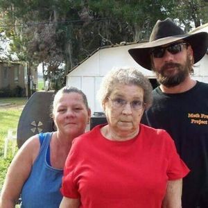 Meet your Posher, Debbie